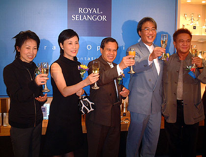 lizawang.com