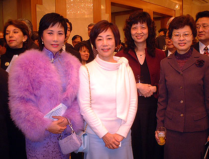 lizawang.com