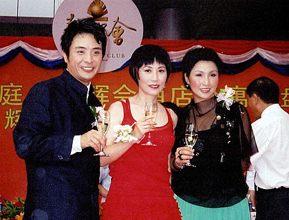 lizawang.com