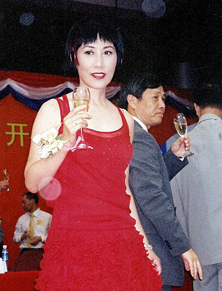 lizawang.com
