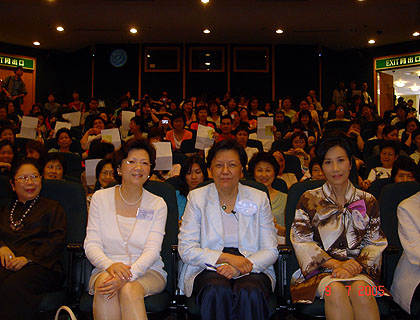 lizawang.com