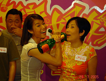 lizawang.com