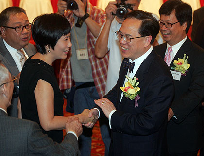 lizawang.com