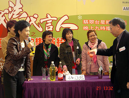 lizawang.com