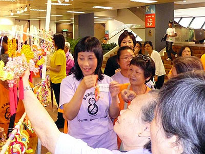 lizawang.com