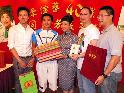 lizawang.com
