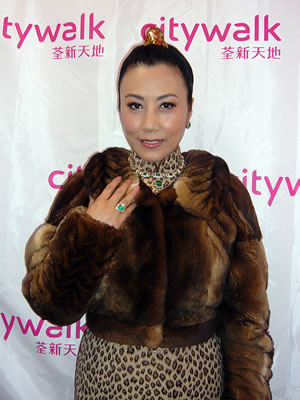 lizawang.com