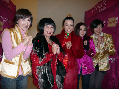 lizawang.com
