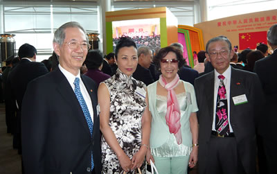 lizawang.com