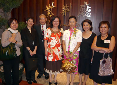 lizawang.com
