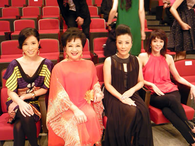 lizawang.com