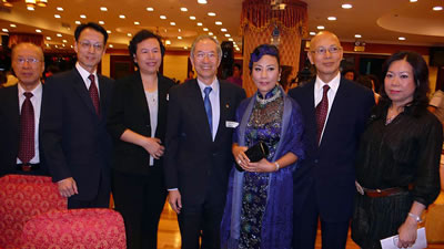 lizawang.com