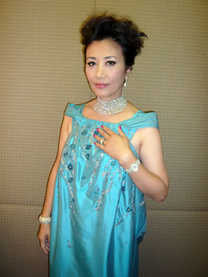lizawang.com