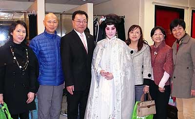 lizawang.com