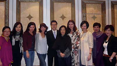 lizawang.com