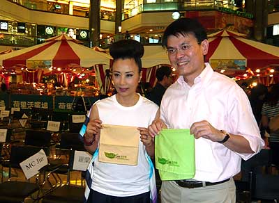 lizawang.com