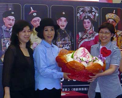 lizawang.com