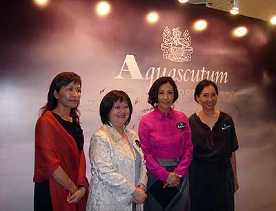 lizawang.com