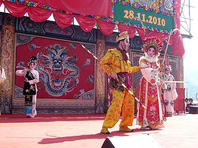 lizawang.com