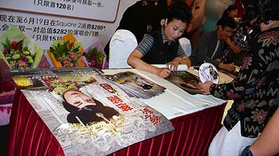 lizawang.com