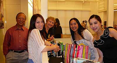 lizawang.com