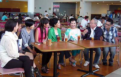 lizawang.com
