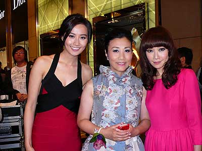 lizawang.com