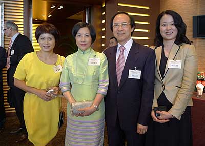 lizawang.com