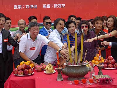 lizawang.com
