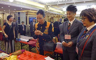 lizawang.com