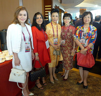 lizawang.com