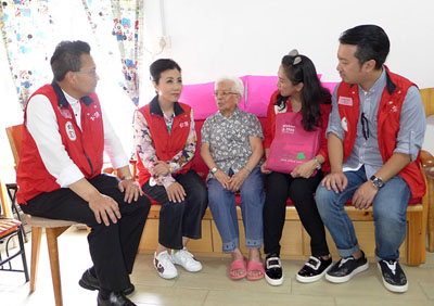 lizawang.com