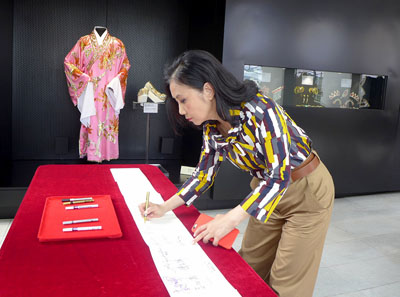 lizawang.com