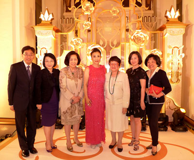 lizawang.com