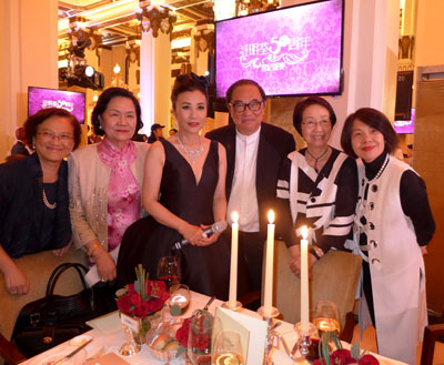 lizawang.com