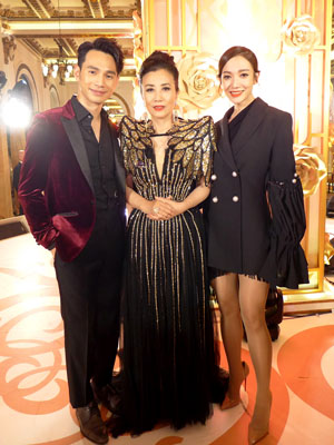 lizawang.com