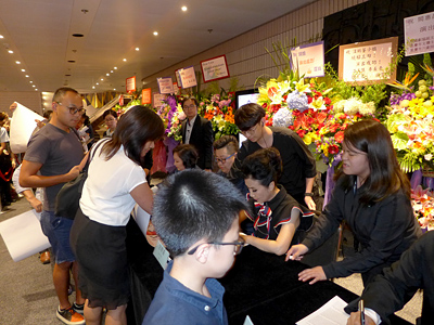 lizawang.com