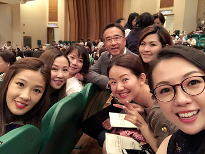 lizawang.com