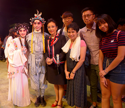 lizawang.com
