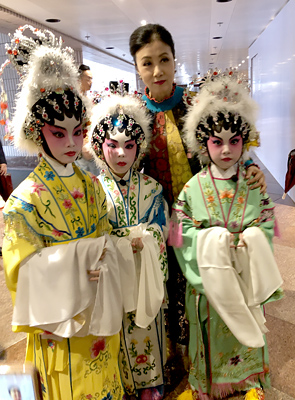 lizawang.com