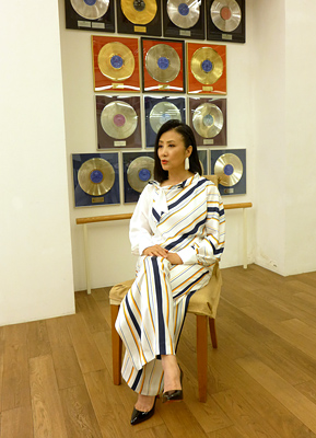lizawang.com