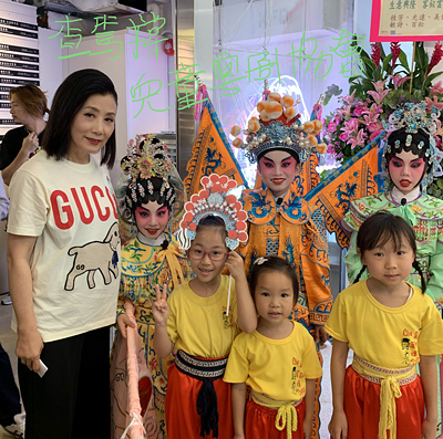 lizawang.com