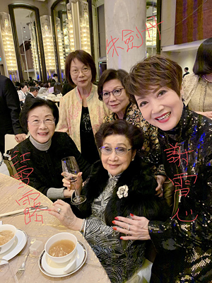 lizawang.com