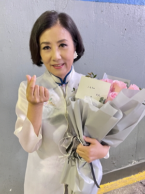 lizawang.com