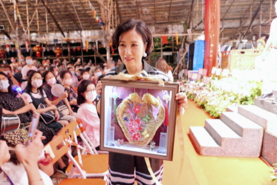 lizawang.com