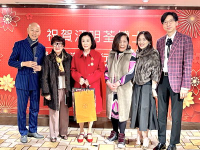 lizawang.com
