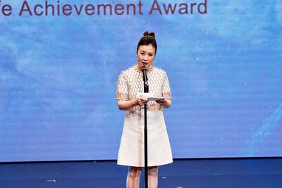lizawang.com