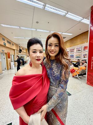 lizawang.com