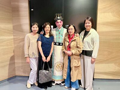 lizawang.com